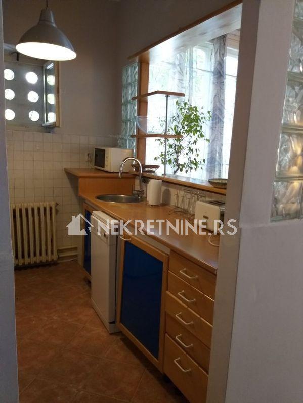 Slika 8 - Venizelosova, Četvorosoban stan za izdavanje, 87m2, 1.100€