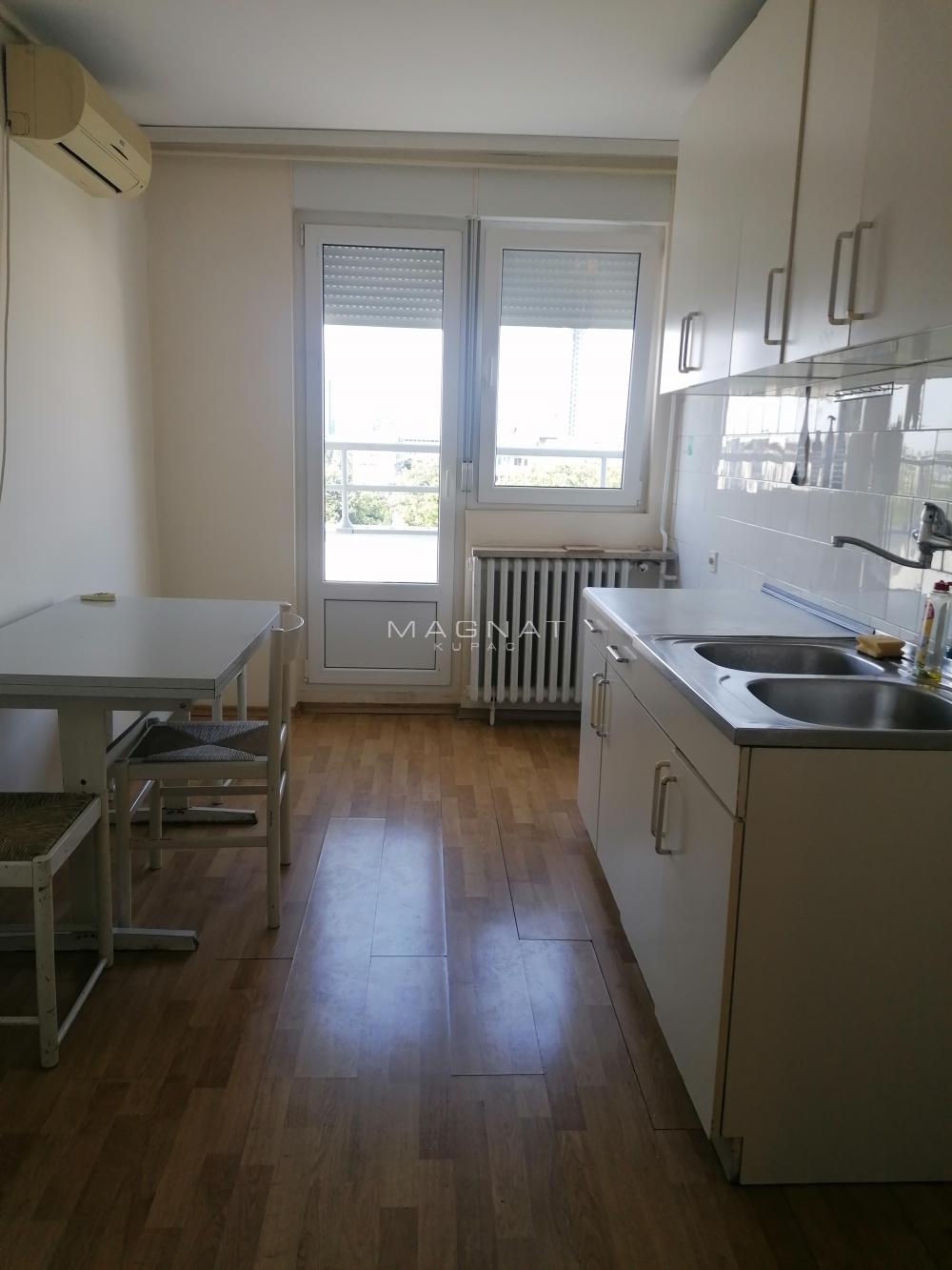 Slika 4 - Pariske komune, Dvosoban stan na prodaju, 62m2, 179.000€