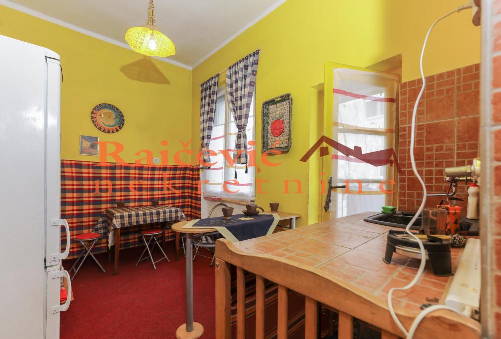 Slika 2 - Sredacka, Troiposoban stan na prodaju, 95m2, 285.000€