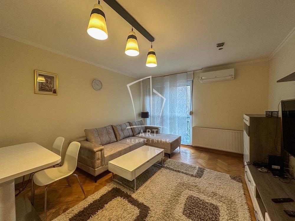 Glavna slika -Venizelosova, Trosoban stan za izdavanje, 62m2, 800€