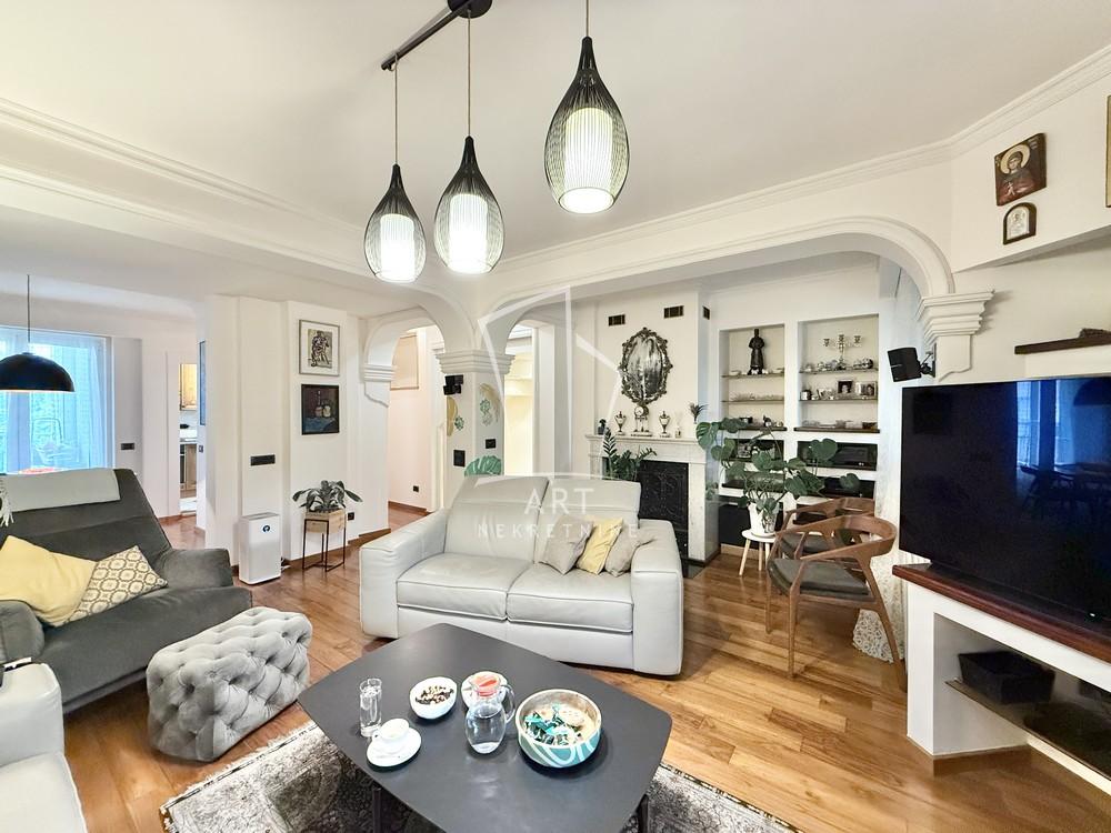 Slika 1 - Žarkovačka, Petosoban stan na prodaju, 264m2, 690.000€