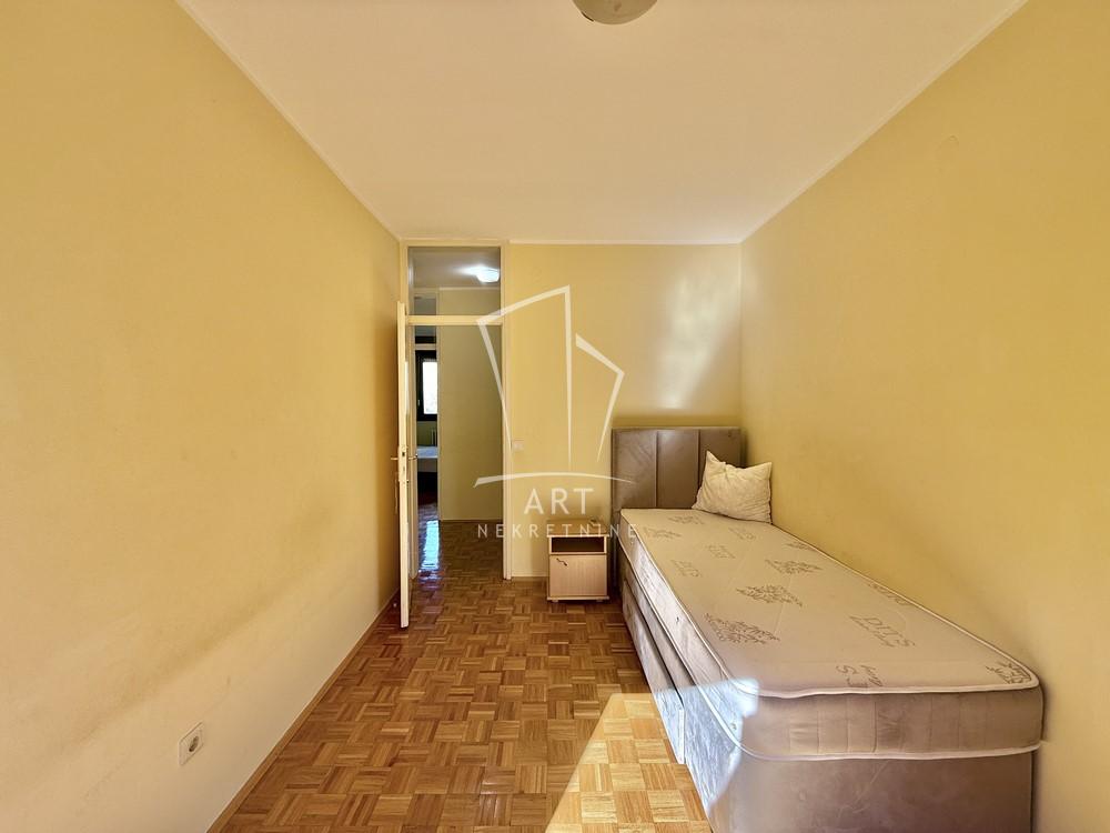 Slika 8 - Kičevska, Četvorosoban stan za izdavanje, 117m2, 1.250€