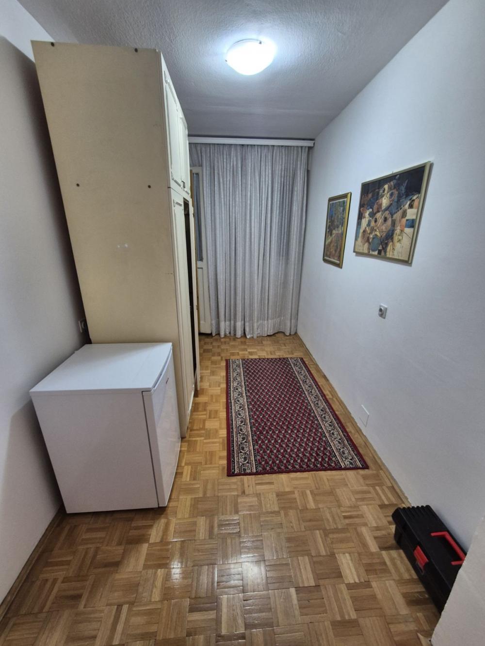 Slika 9 - Bulevar Milutina Milankovića, Četvorosoban stan za izdavanje, 95m2, 550€