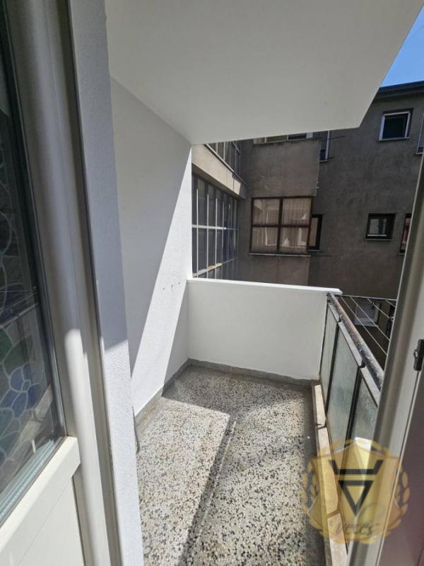 Slika 2 - Trosoban stan za izdavanje, 70m2, 750€