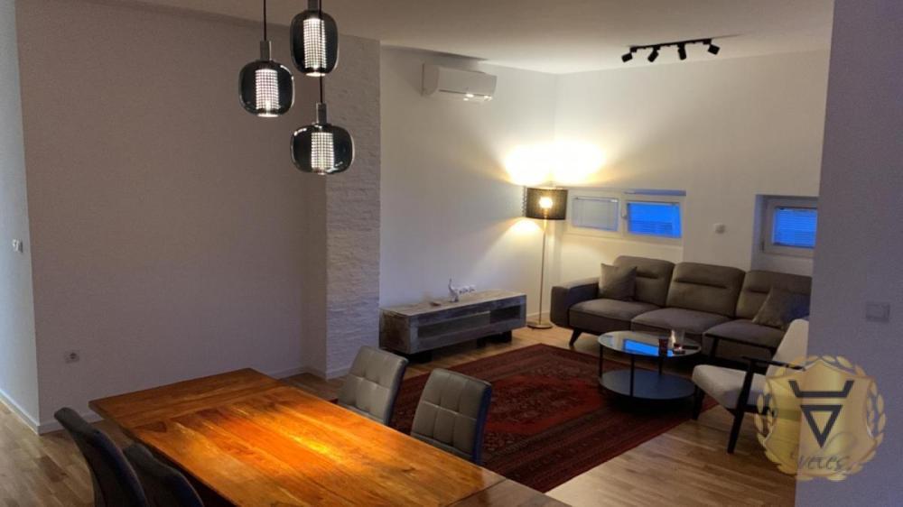 Glavna slika -Trosoban stan za izdavanje, 75m2, 800€