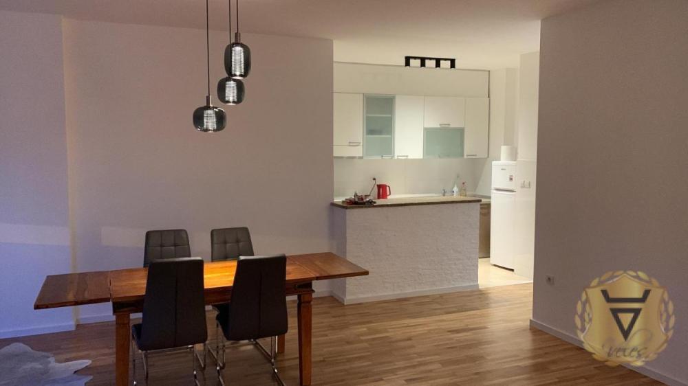 Slika 1 - Trosoban stan za izdavanje, 75m2, 800€