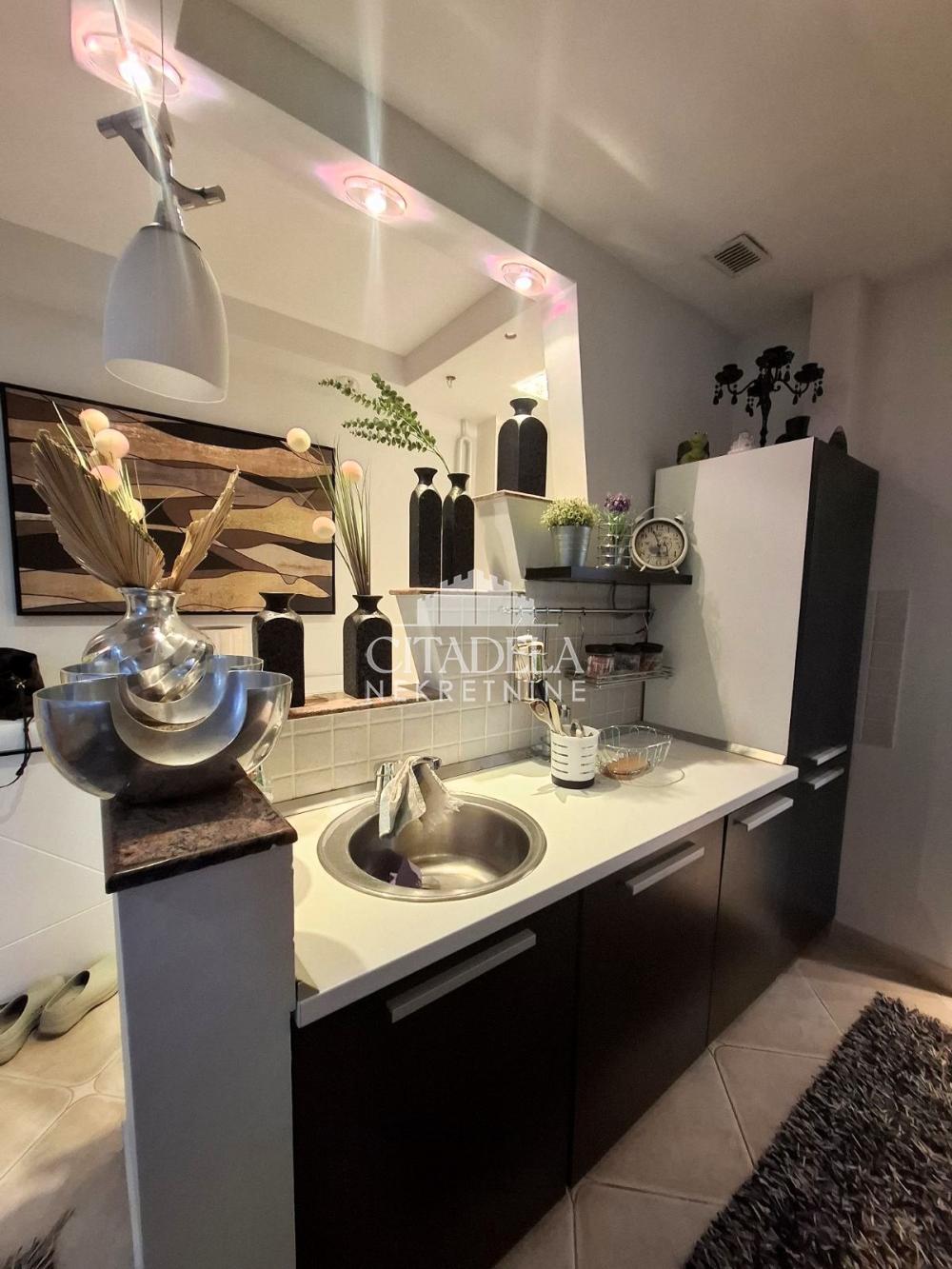 Slika 2 - Bitoljska, Trosoban stan na prodaju, 44m2, 139.000€