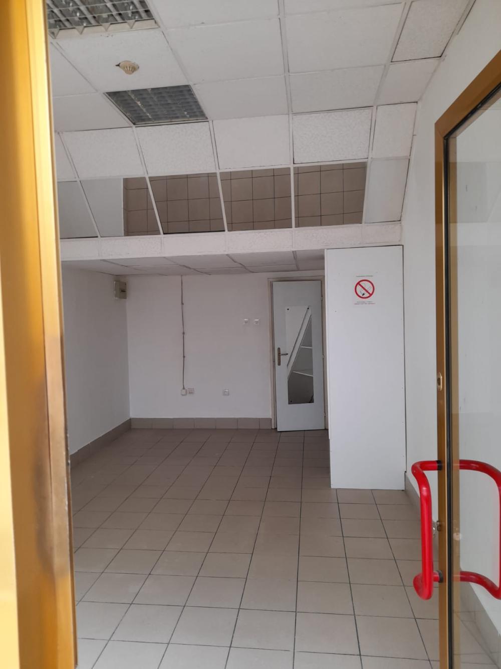 Glavna slika -Kalća,  Lokal za izdavanje, 24m2, 200€