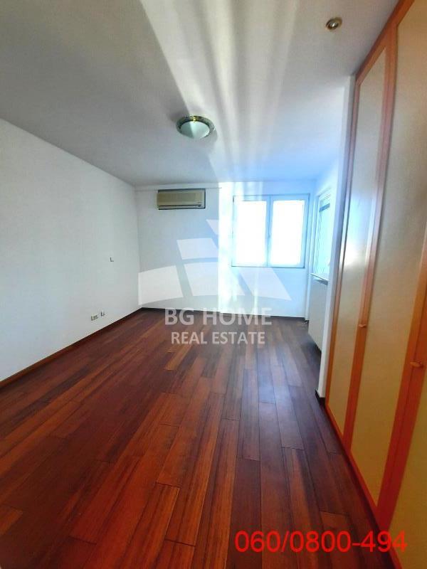 Slika 10 - Senjačka, Šestosoban stan za izdavanje, 215m2, 1.950€