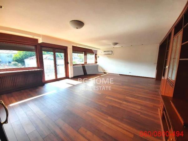 Slika 1 - Senjačka, Šestosoban stan za izdavanje, 215m2, 1.950€
