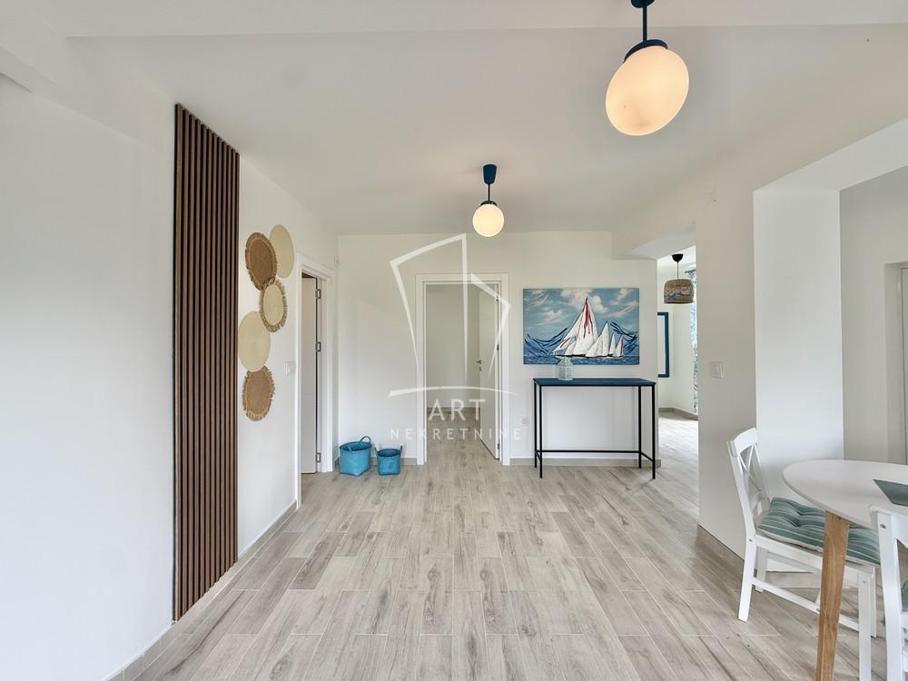 Slika 3 - Milijana Simića,  Kuća na prodaju, 171m2, 198.000€