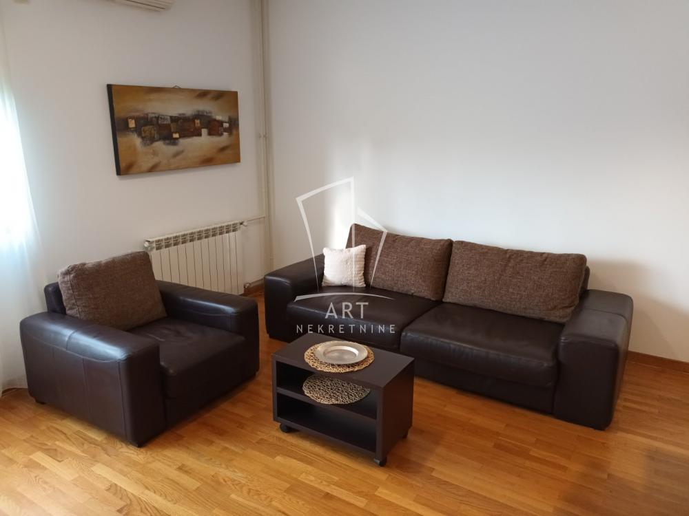 Slika 1 - Bregalnička, Dvosoban stan za izdavanje, 52m2, 700€