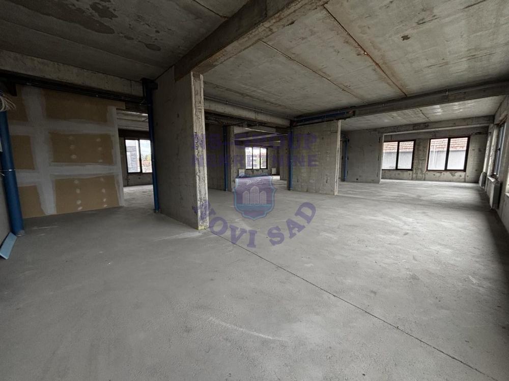 Slika 3 -  Lokal na prodaju, 284m2, 772.260€