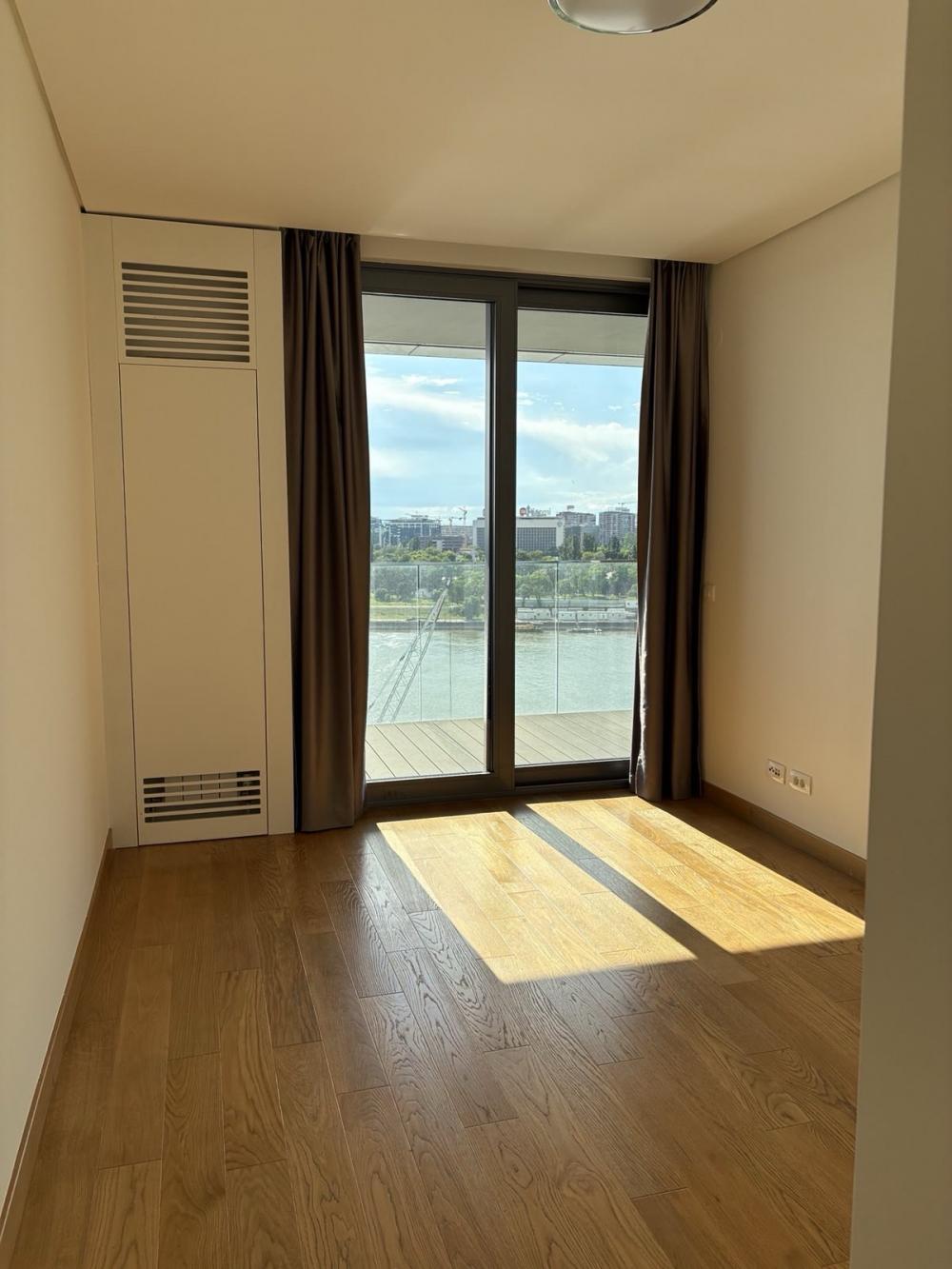 Slika 10 - Hercegovačka, Trosoban stan za izdavanje, 92m2, 2.000€