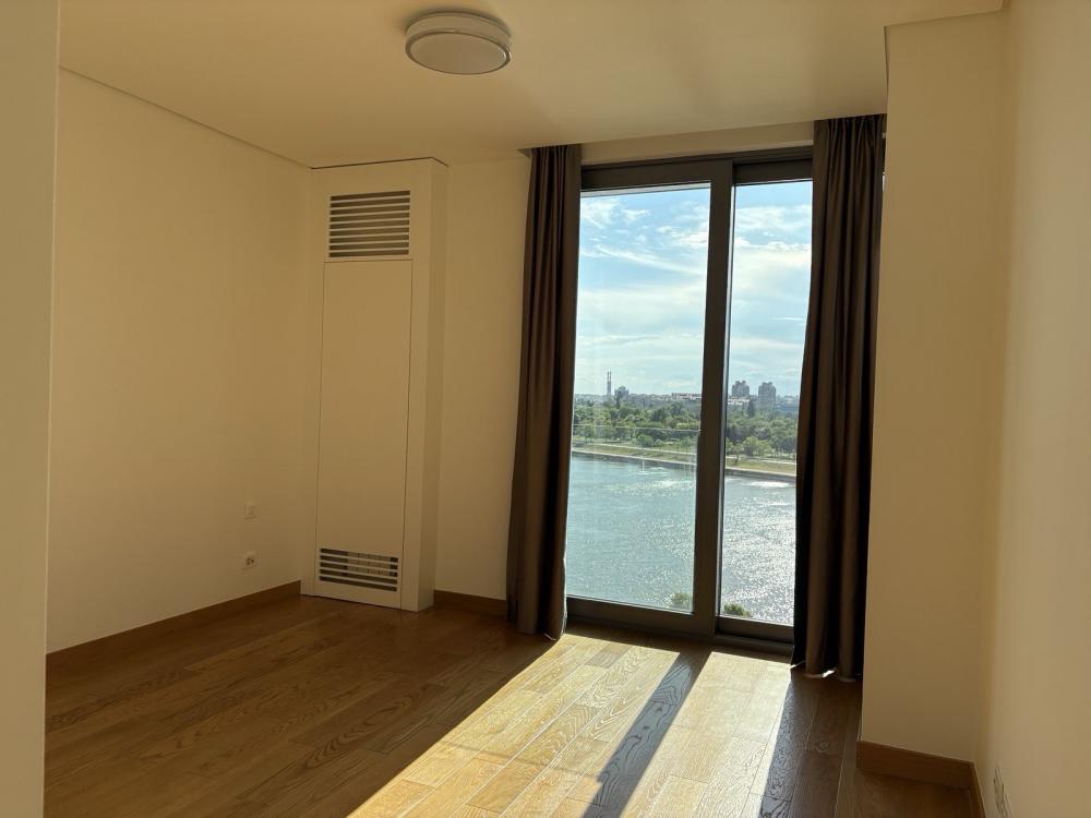 Slika 8 - Hercegovačka, Trosoban stan za izdavanje, 92m2, 2.000€