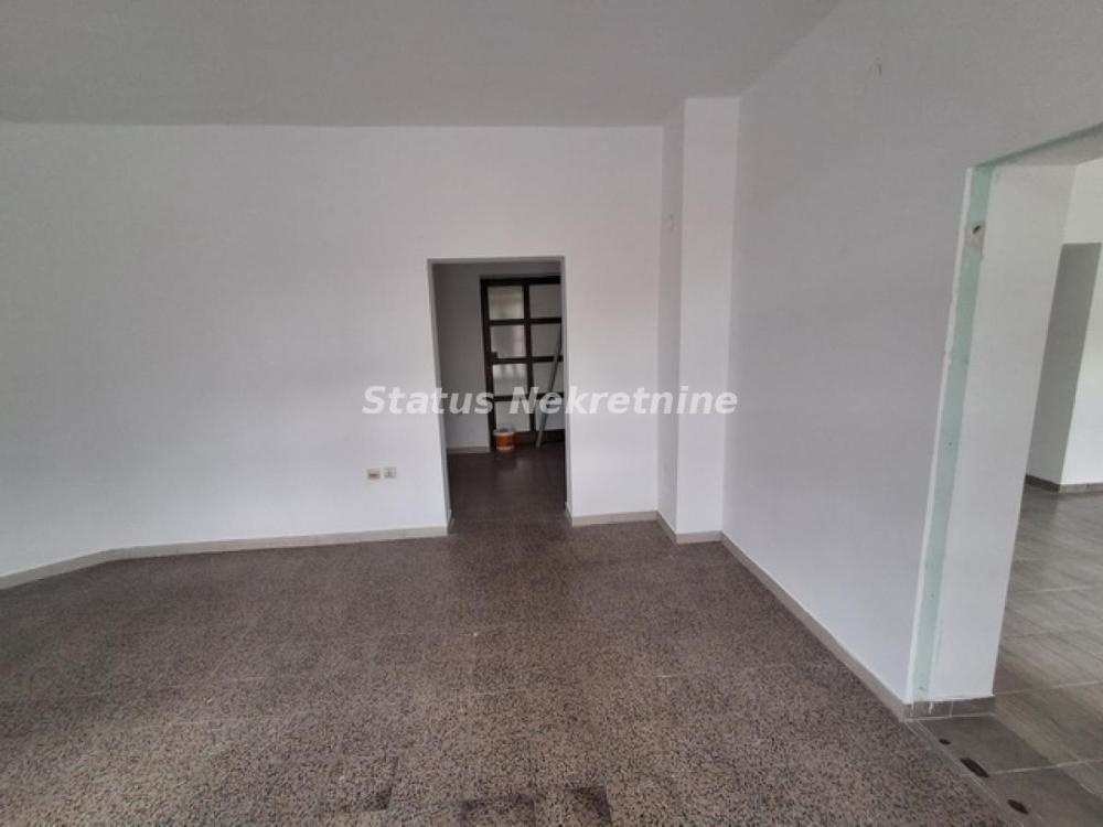 Slika 2 -  Lokal za izdavanje, 90m2, 700€