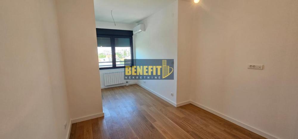 Slika 4 - Dvoiposoban stan na prodaju, 61m2, 210.000€