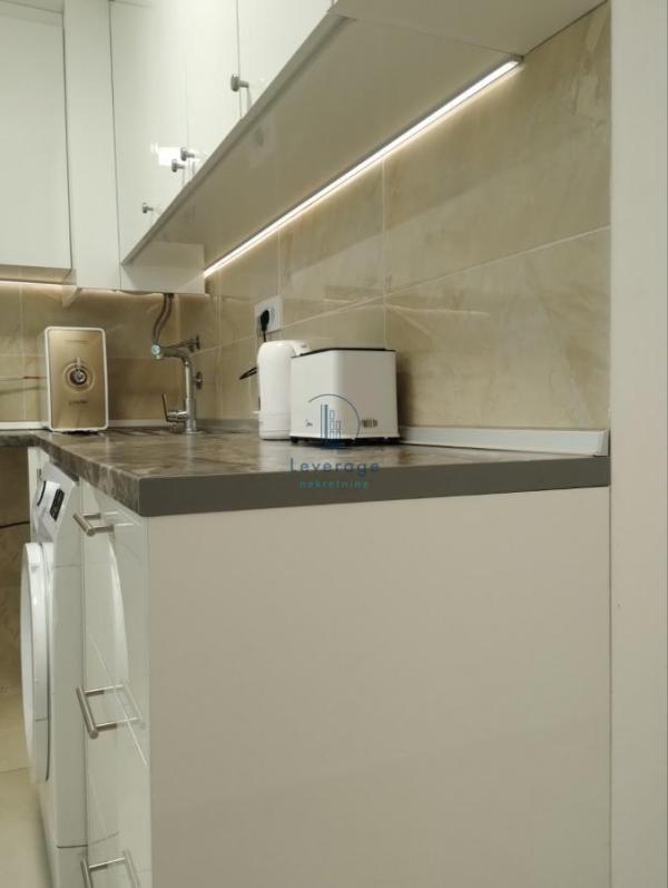 Slika 2 - Pere Segedinca, Trosoban stan na prodaju, 58m2, 171.000€