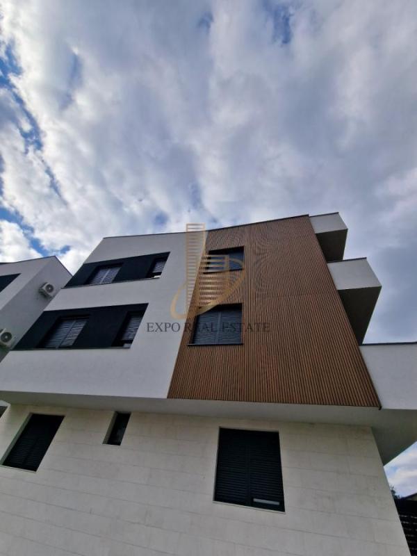 Slika 3 -  Lokal za izdavanje, 160m2, 2.000€