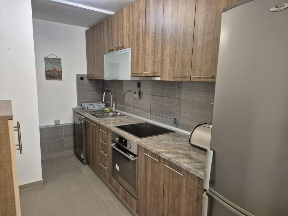Slika 8 - Četvorosoban stan za izdavanje, 90m2, 500€