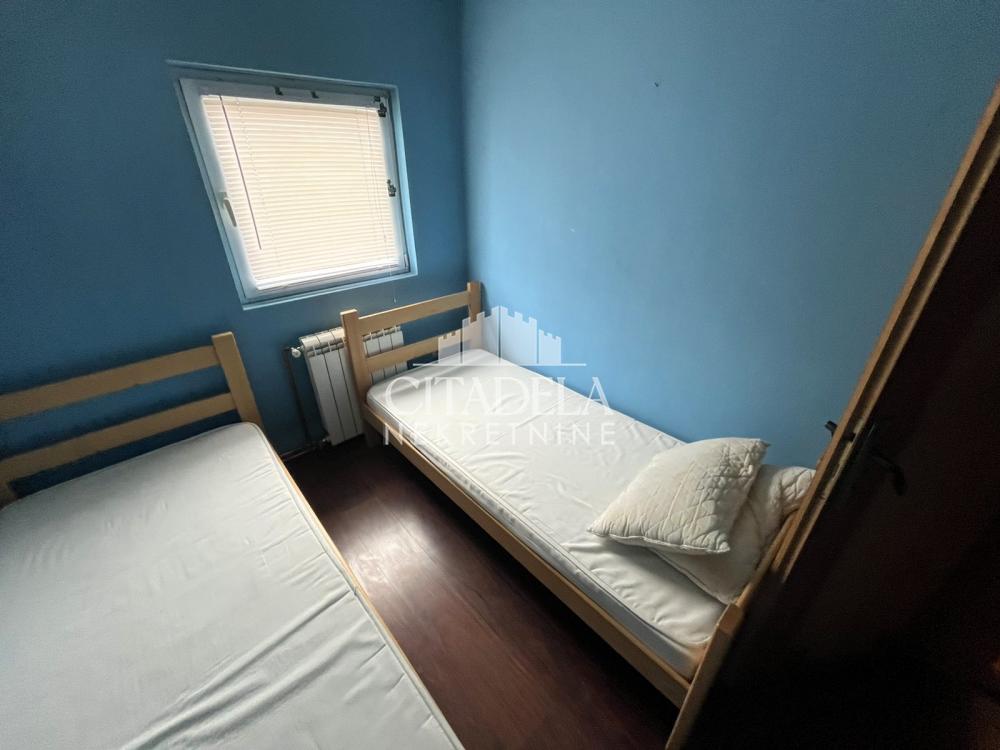 Slika 2 - Stevana Tucovića, Četvorosoban stan na prodaju, 72m2, 136.000€