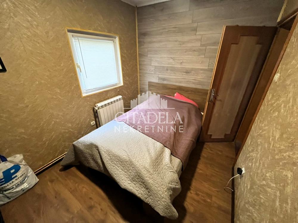 Slika 5 - Stevana Tucovića, Četvorosoban stan na prodaju, 72m2, 136.000€