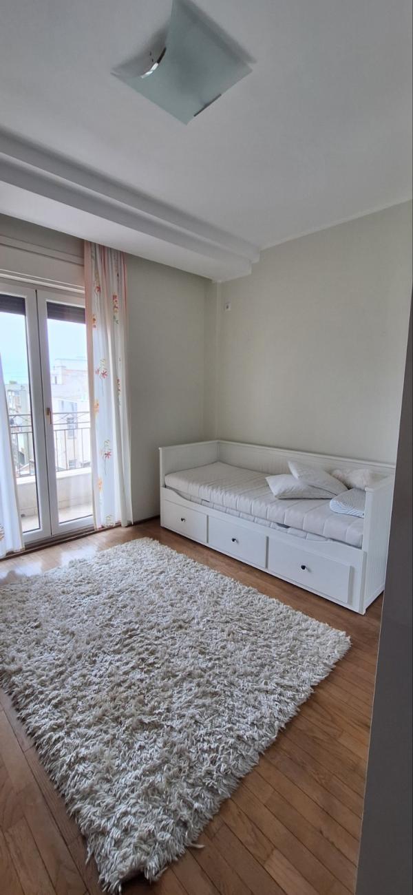 Slika 8 - LAZAREVIĆEVA, Petosoban stan na prodaju, 148m2, 790.000€