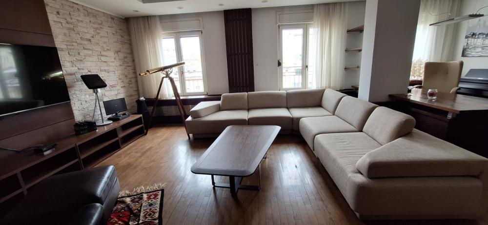 Glavna slika -LAZAREVIĆEVA, Petosoban stan na prodaju, 148m2, 790.000€