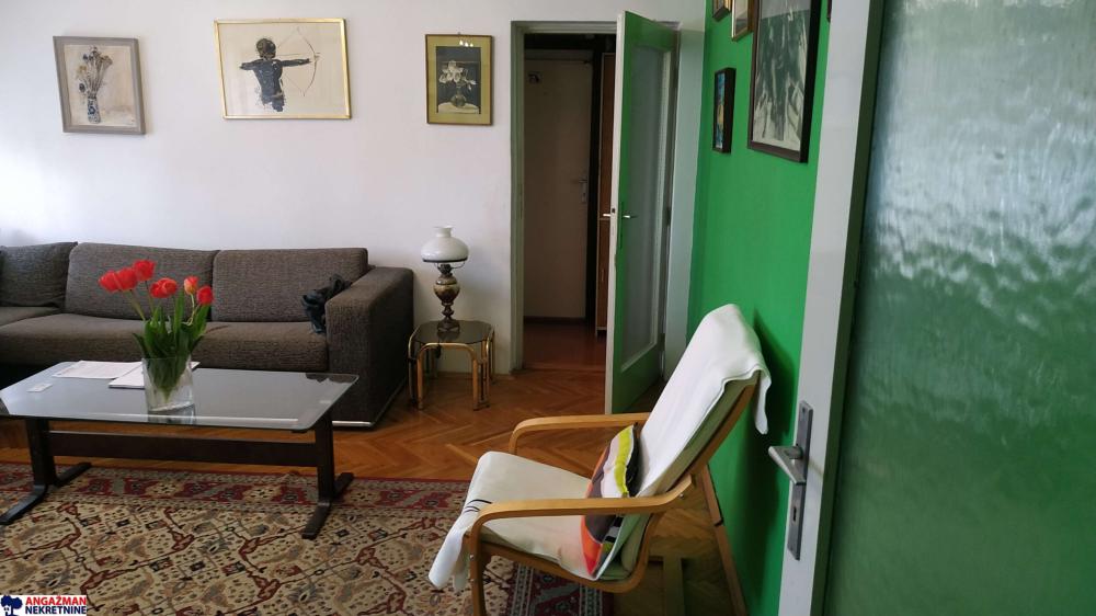 Slika 1 - Bulevar Arsenija Čarnojevića, Troiposoban stan na prodaju, 90m2, 269.900€