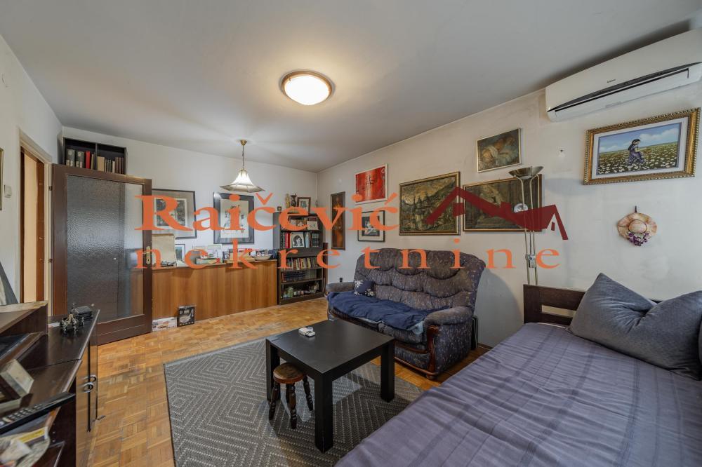 Slika 2 - Karlovacka, Troiposoban stan na prodaju, 85m2, 215.000€