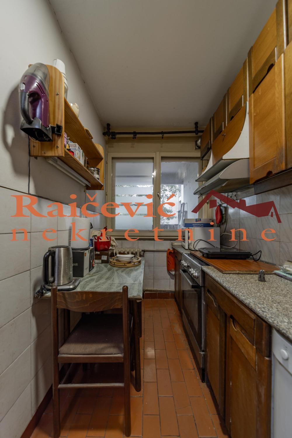 Slika 7 - Karlovacka, Troiposoban stan na prodaju, 85m2, 215.000€