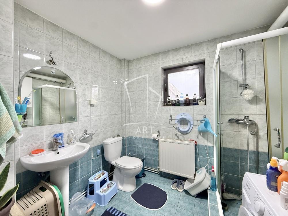 Slika 11 - Ilije Petrovića,  Kuća na prodaju, 165m2, 110.000€