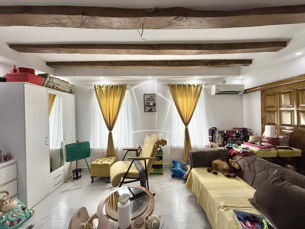 Slika 2 - Ilije Petrovića,  Kuća na prodaju, 165m2, 110.000€