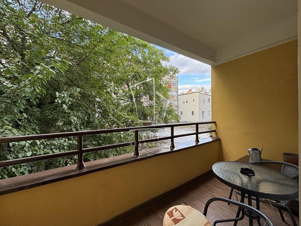 Slika 9 - Dositejeva, Četvorosoban stan za izdavanje, 75m2, 1.200€