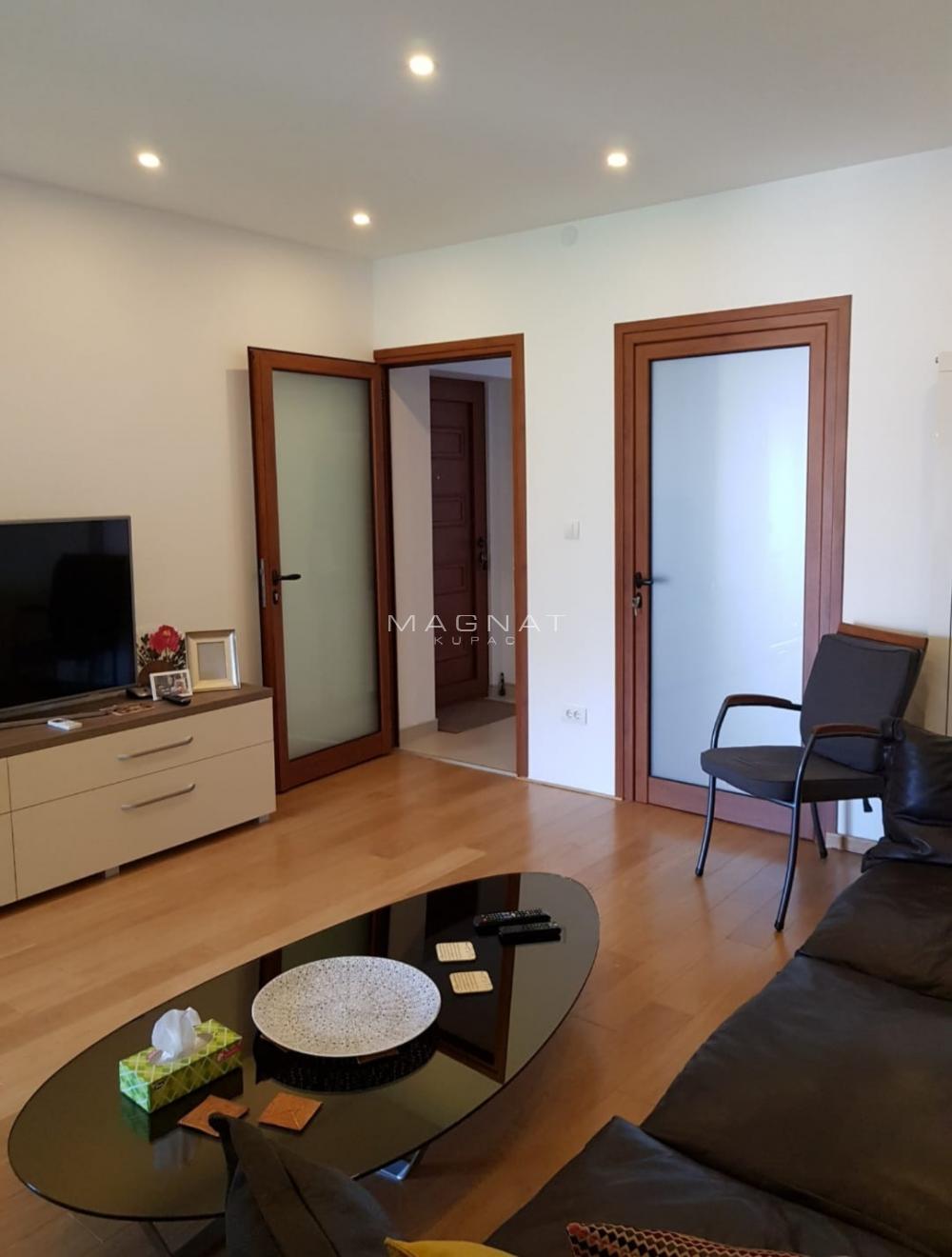 Slika 4 - Dvoiposoban stan na prodaju, 69m2, 300.000€