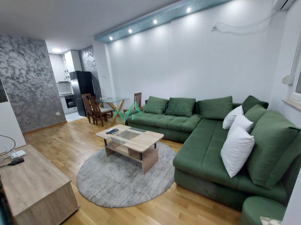 Glavna slika -Dvosoban stan za izdavanje, 43m2, 500€