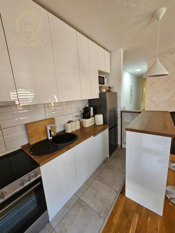 Slika 2 - Troiposoban stan za izdavanje, 80m2, 750€