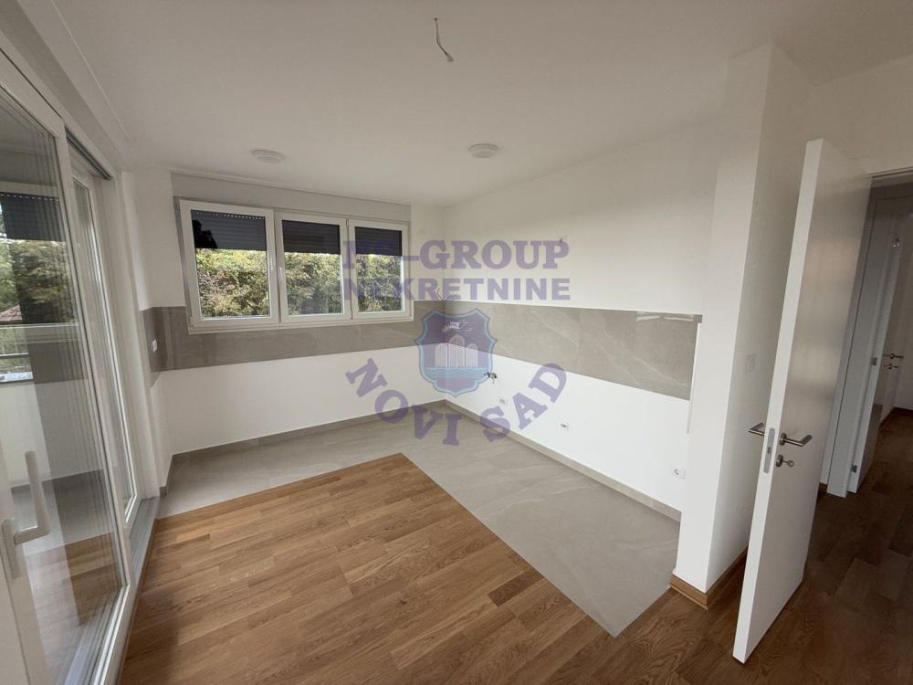 Slika 1 - Četvorosoban stan na prodaju, 92m2, 280.520€