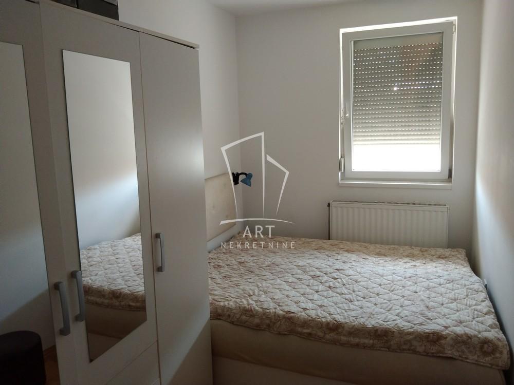 Slika 3 - Partizanski blok ulica 1., Dvosoban stan na prodaju, 40m2, 111.000€