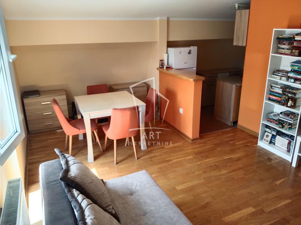 Slika 4 - Partizanski blok ulica 1., Dvosoban stan na prodaju, 40m2, 111.000€