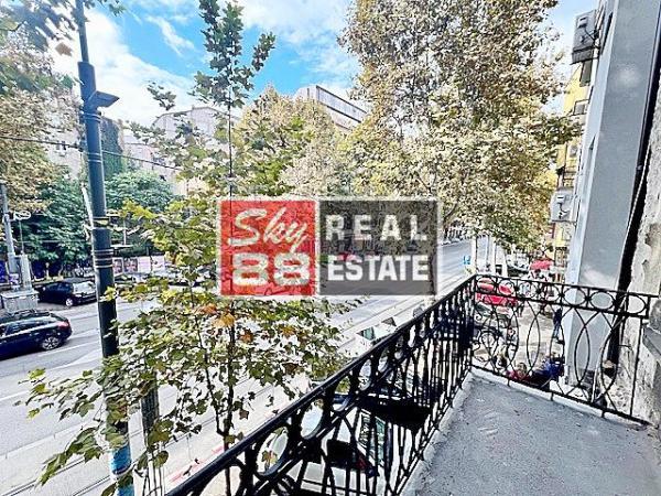 Glavna slika -Dzordza Vasingtona, Dvosoban stan na prodaju, 87m2, 285.000€