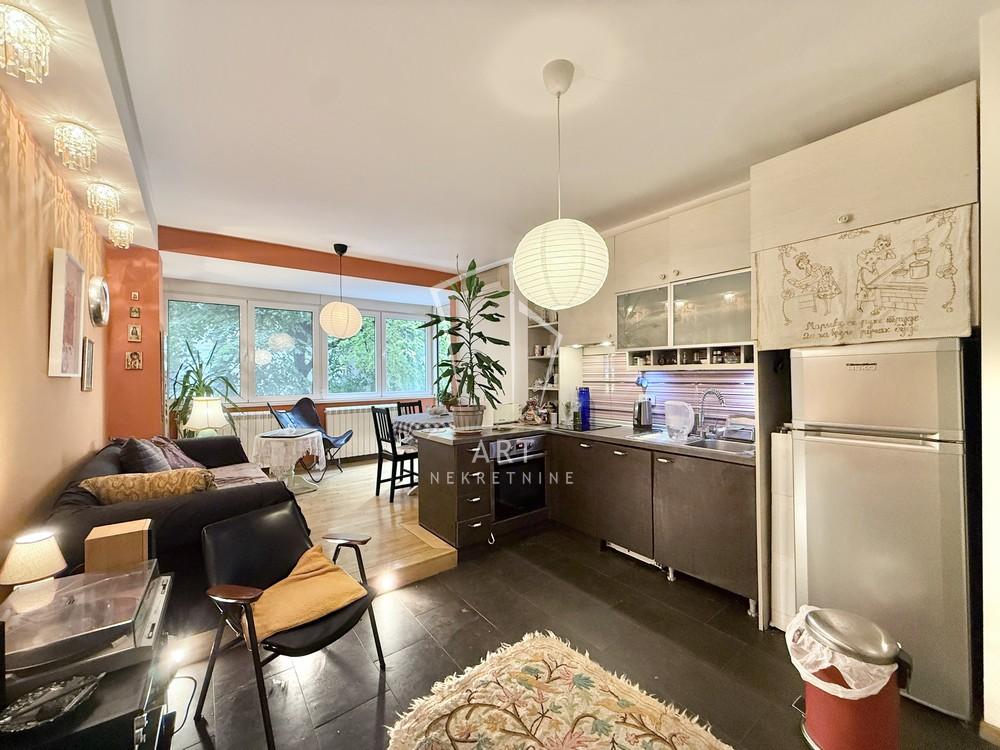 Slika 1 - Kralja Milana, Dvoiposoban stan za izdavanje, 55m2, 1.000€