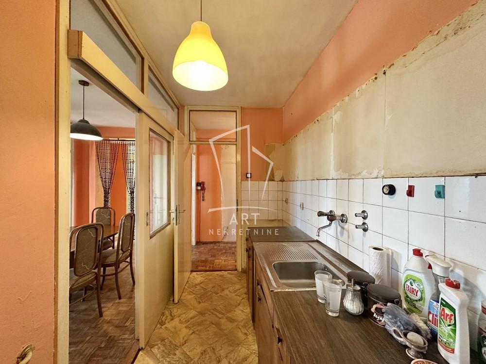 Slika 5 - Mike Alasa, Trosoban stan na prodaju, 78m2, 329.000€