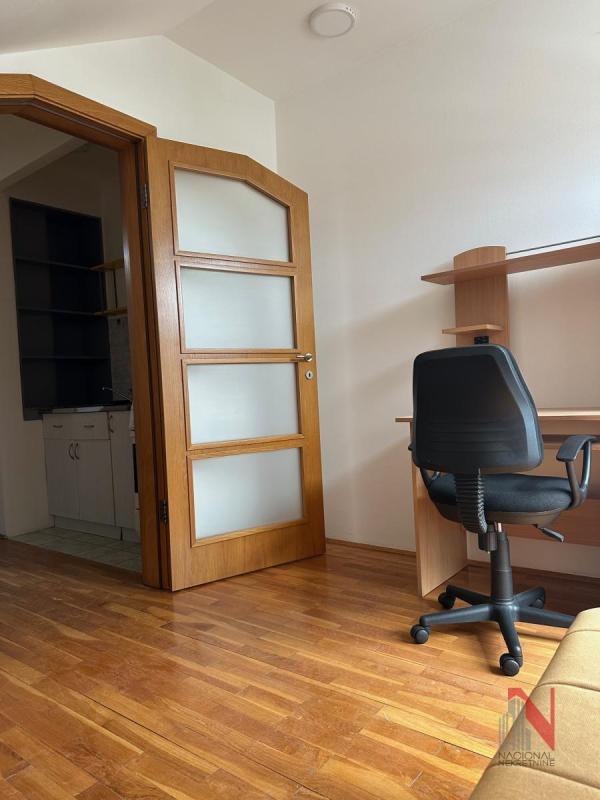 Slika 1 - BULEVAR KRALJA PETRA I, Jednoiposoban stan na prodaju, 36m2, 84.900€