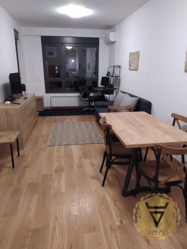 Slika 1 - Dvosoban stan za izdavanje, 49m2, 800€