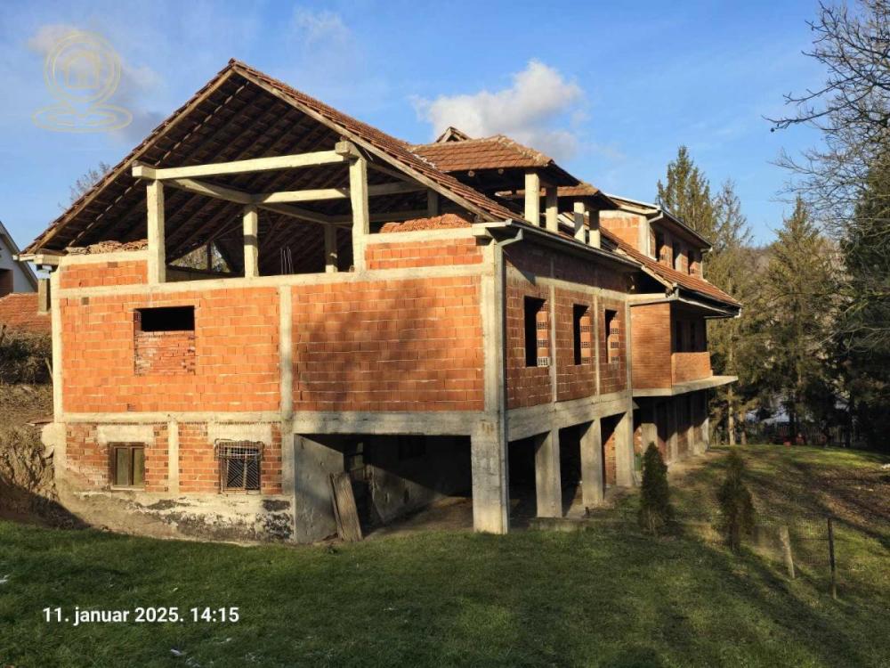 Slika 5 -  Kuća na prodaju, 1000m2, 220.000€