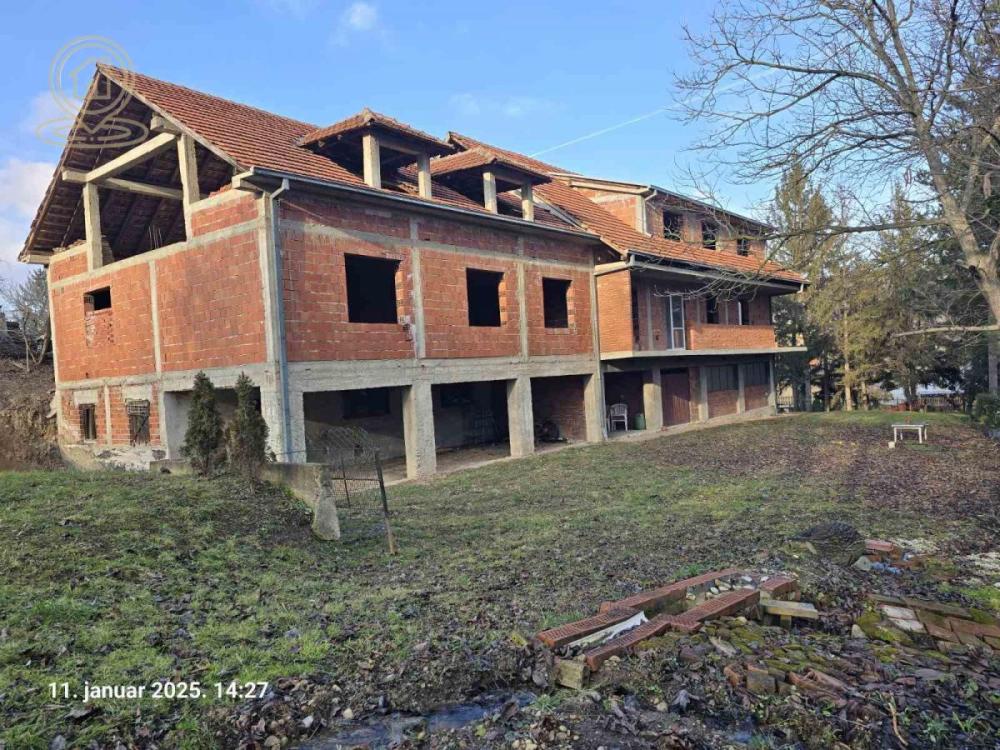 Slika 4 -  Kuća na prodaju, 1000m2, 220.000€