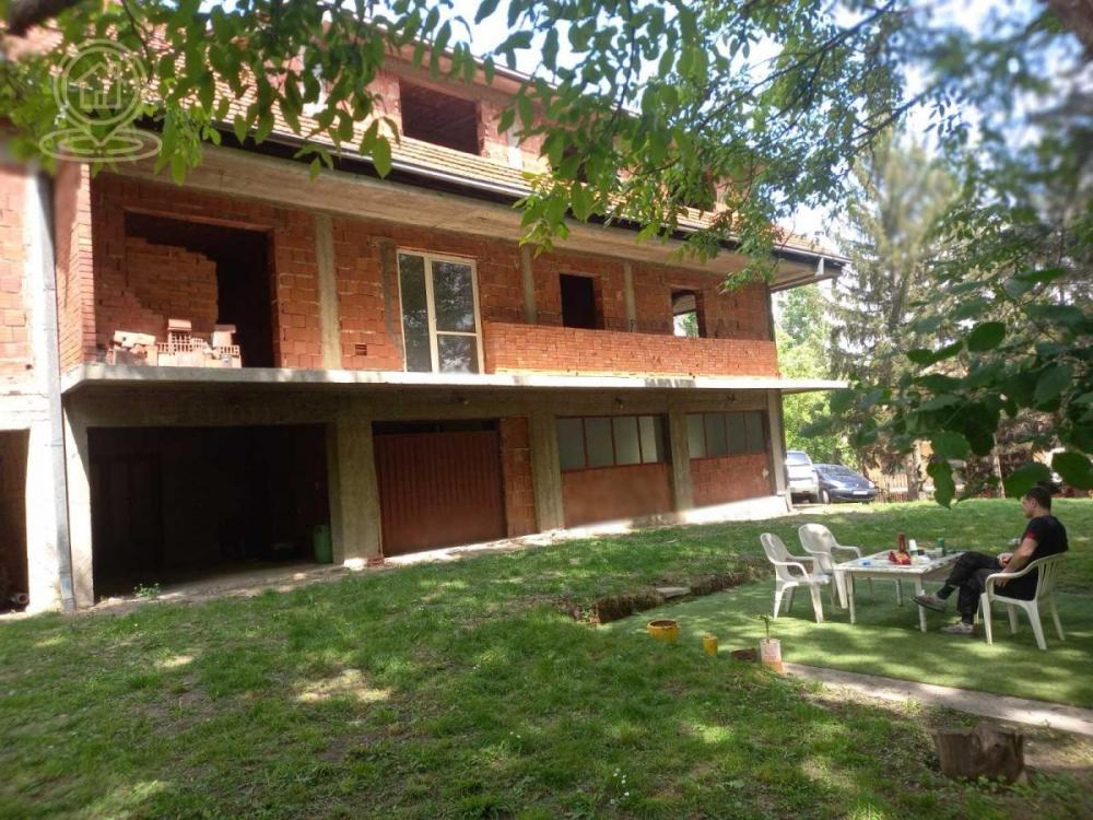 Slika 9 -  Kuća na prodaju, 1000m2, 220.000€
