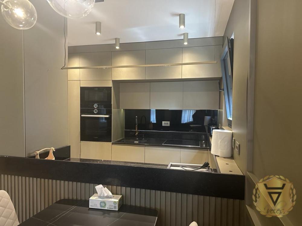 Slika 6 - Četvorosoban stan za izdavanje, 100m2, 2.000€