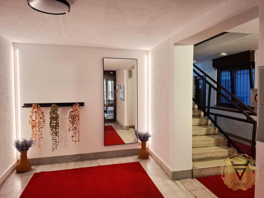 Slika 1 - Četvorosoban stan za izdavanje, 80m2, 1.200€